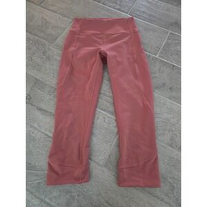 Lululemon In Movement Cropped‎ Leggings Size 4 Workout Yoga Pink Everlux